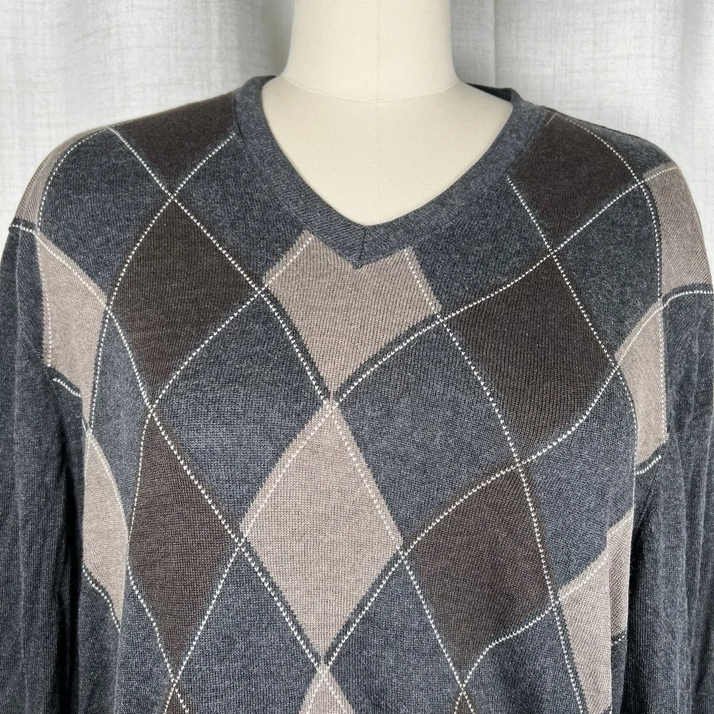 Banana Republic Sweater Mens XL Grey Brown Argyle Silk Cashmere Blend‎ V Neck